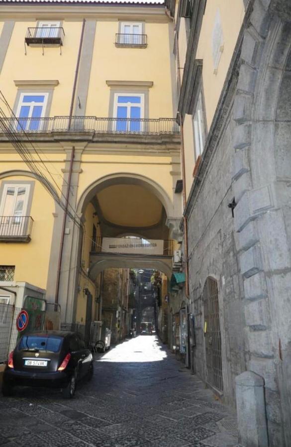 Roy Nel Cuore Di Napels